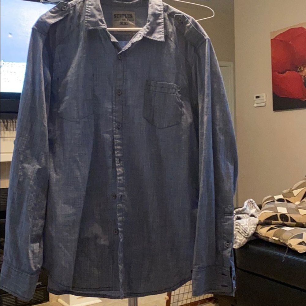 Mens chambray style button up shirt